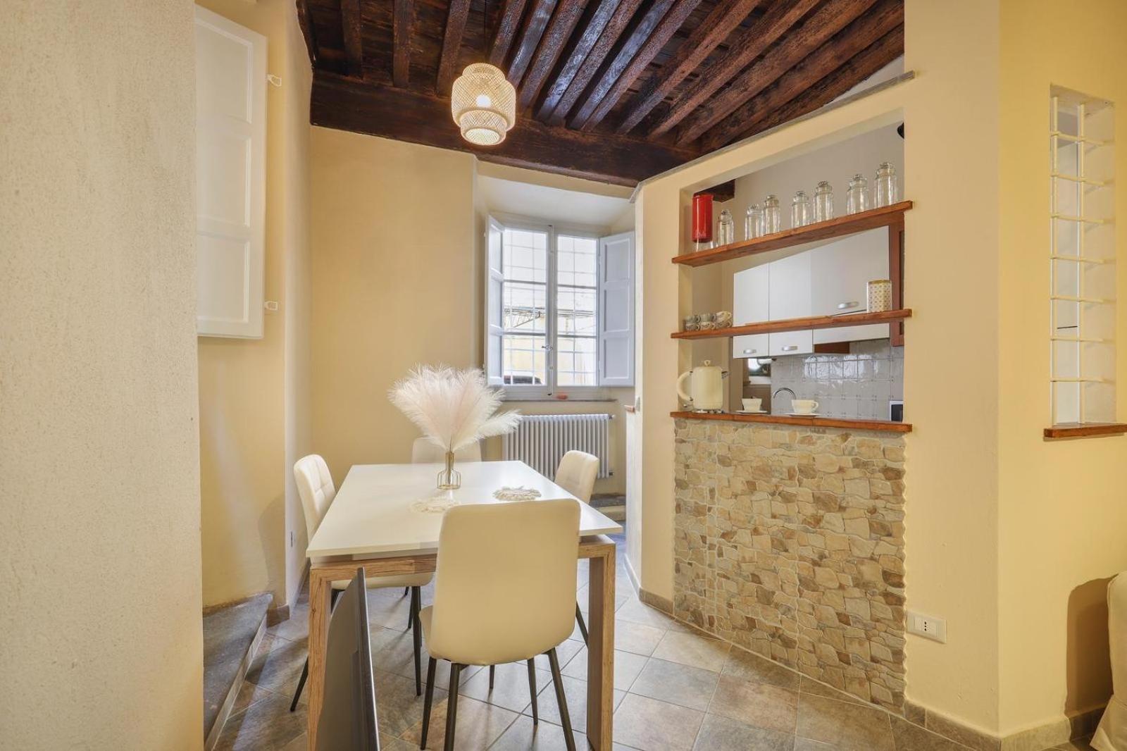 Lady Miranda Appartement Lucca Buitenkant foto